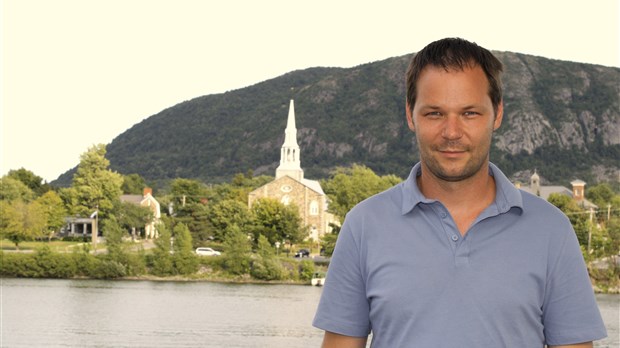 Gaz de schiste, garderies et indépendance au programme de Martin Dulac
